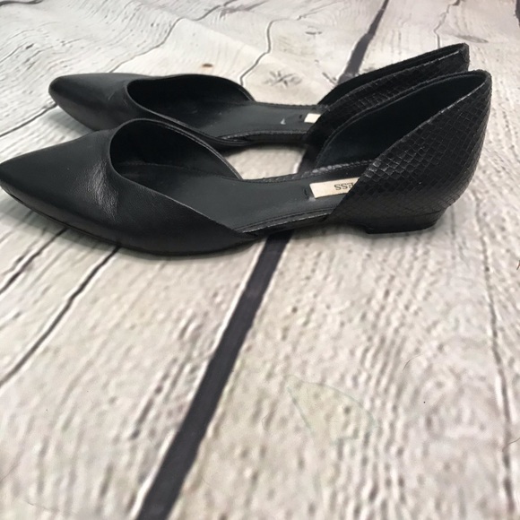 Guess leather pointed toe flats - Picture 3 of 7